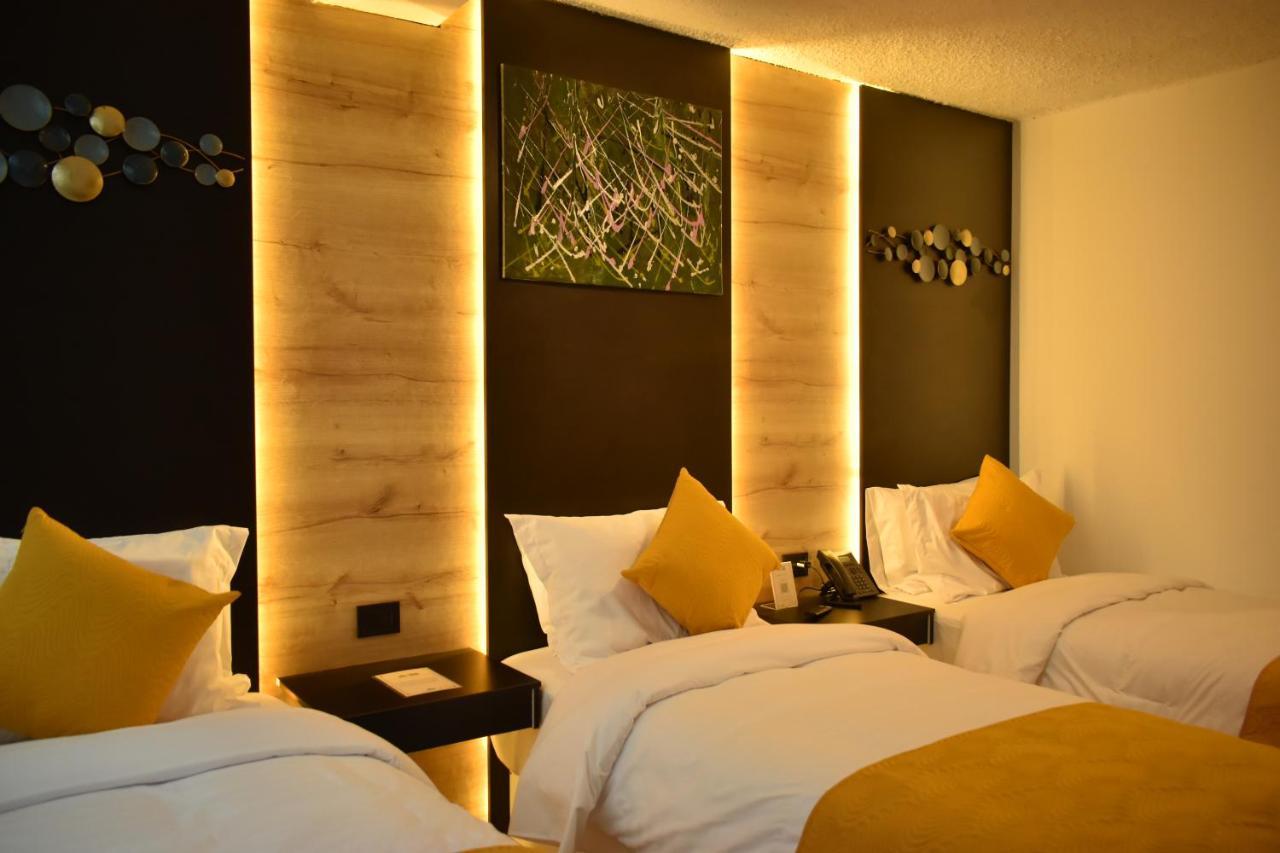 Hotel Vaway Κουένκα Εξωτερικό φωτογραφία