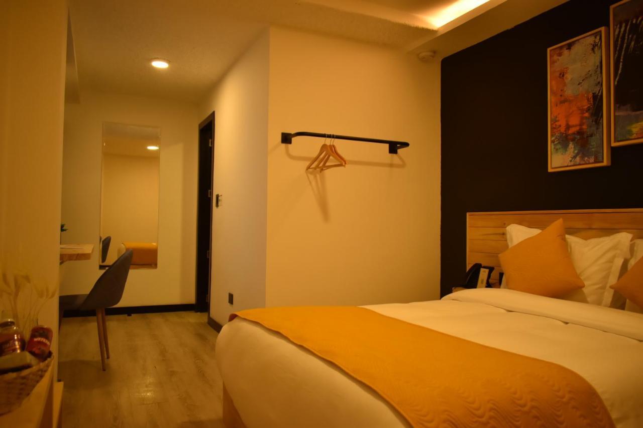 Hotel Vaway Κουένκα Εξωτερικό φωτογραφία