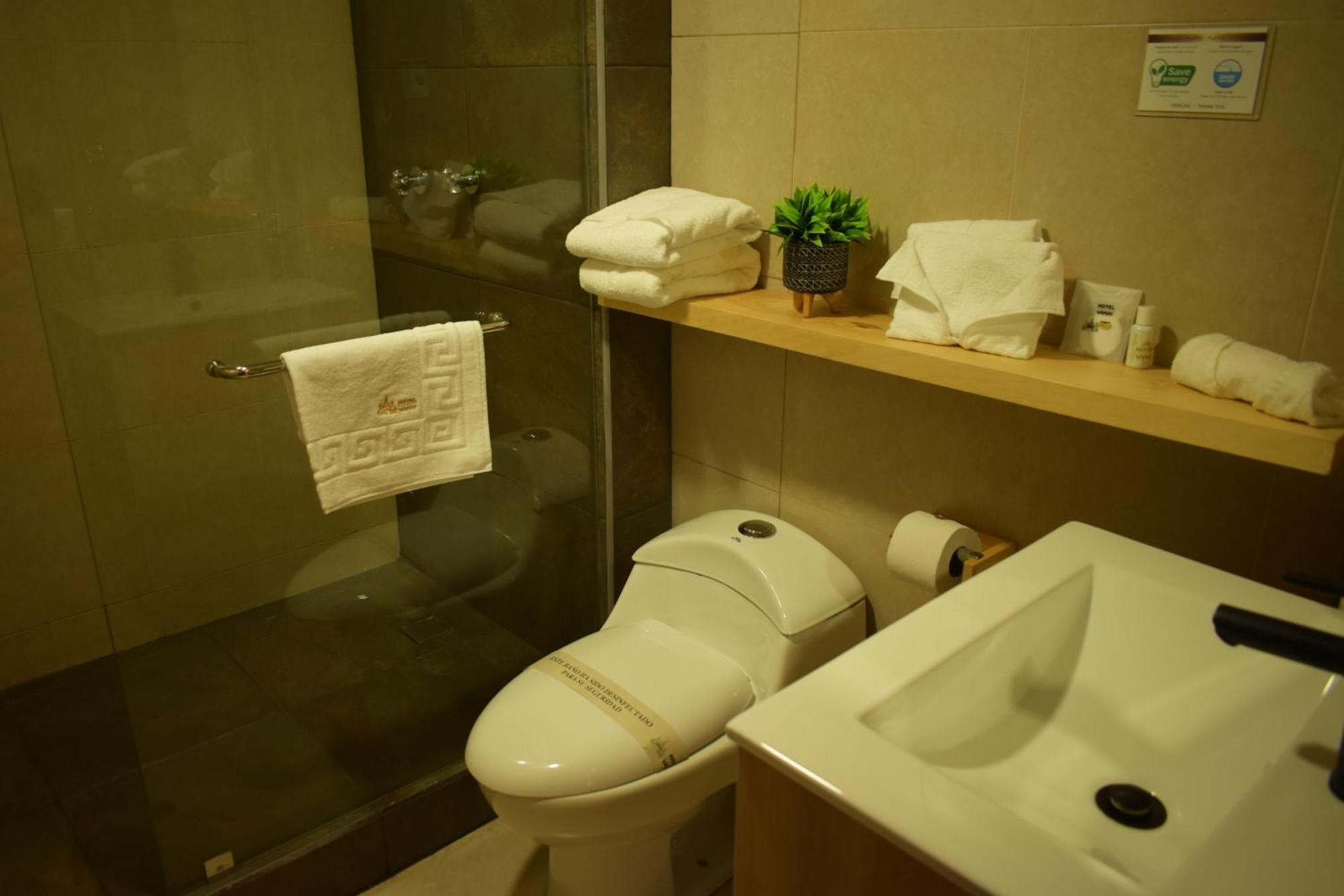 Hotel Vaway Κουένκα Εξωτερικό φωτογραφία
